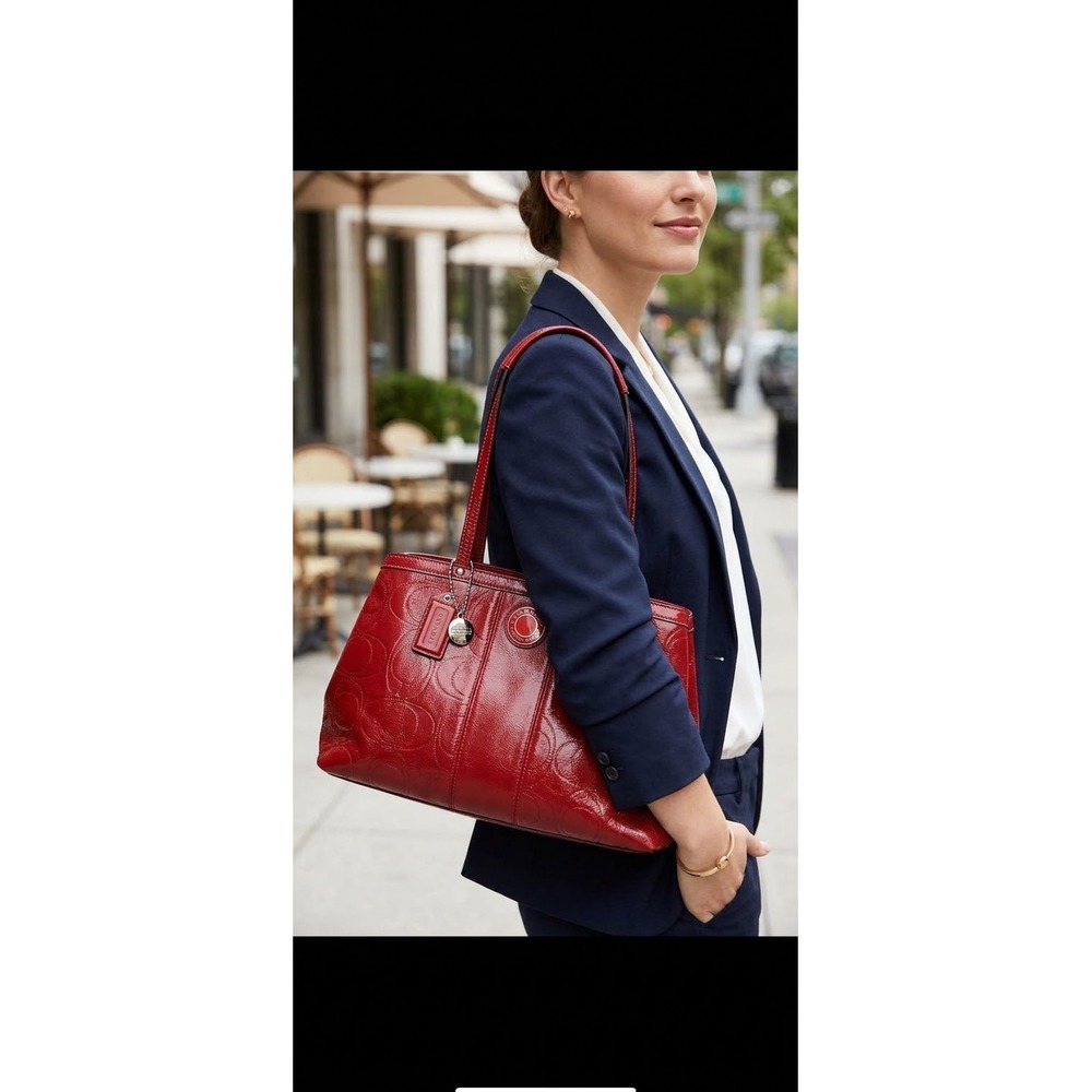 Coach Tote Bag Women Large Red Good Patent Leather Signature Embossed Kiss Lock